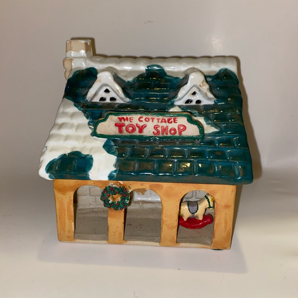 Inarco Ceramic Vintage Decorative Christmas House The Cottage Toy Shop
